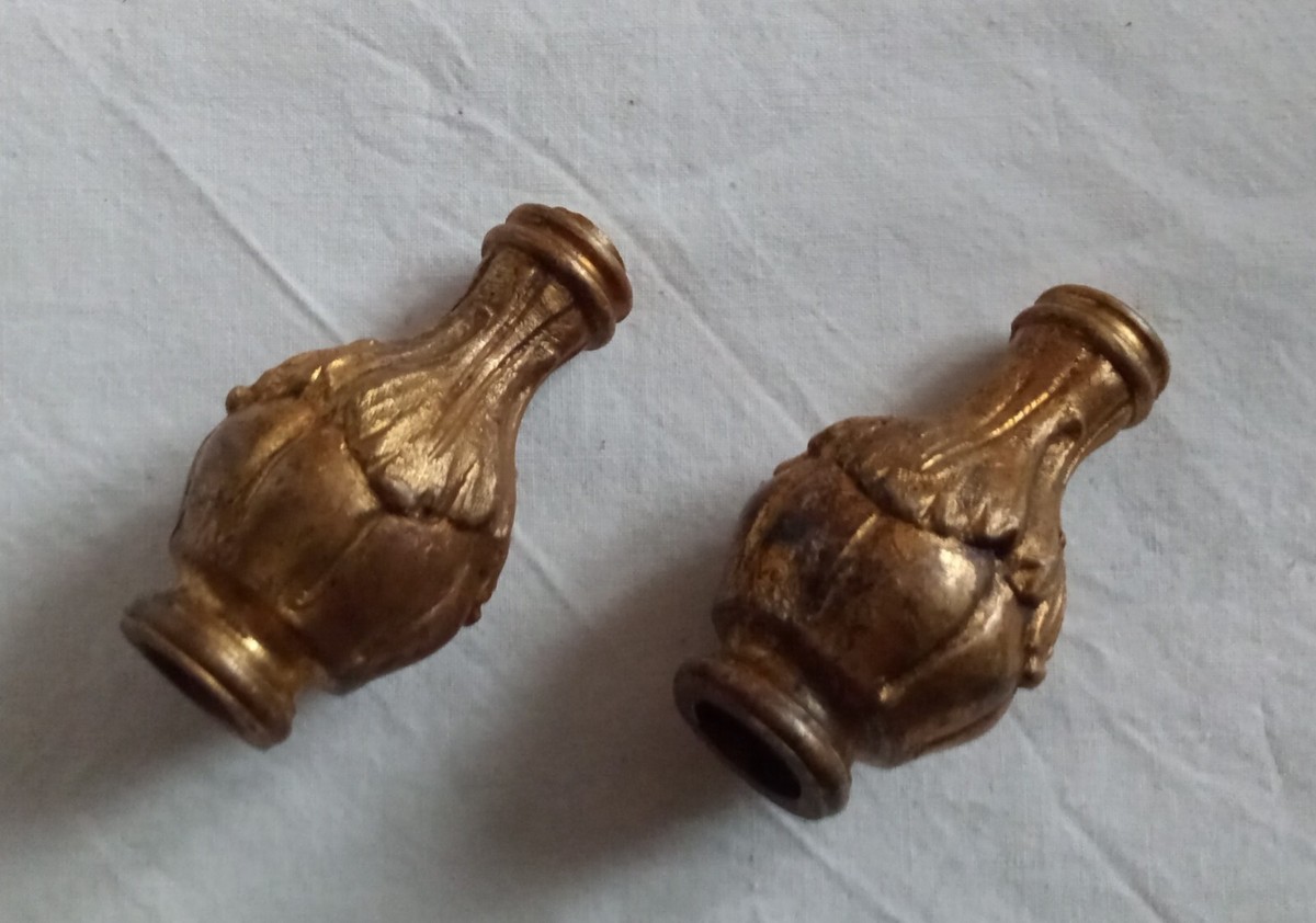 Paire d'embouts de rideaux anciens en bronze XIXe