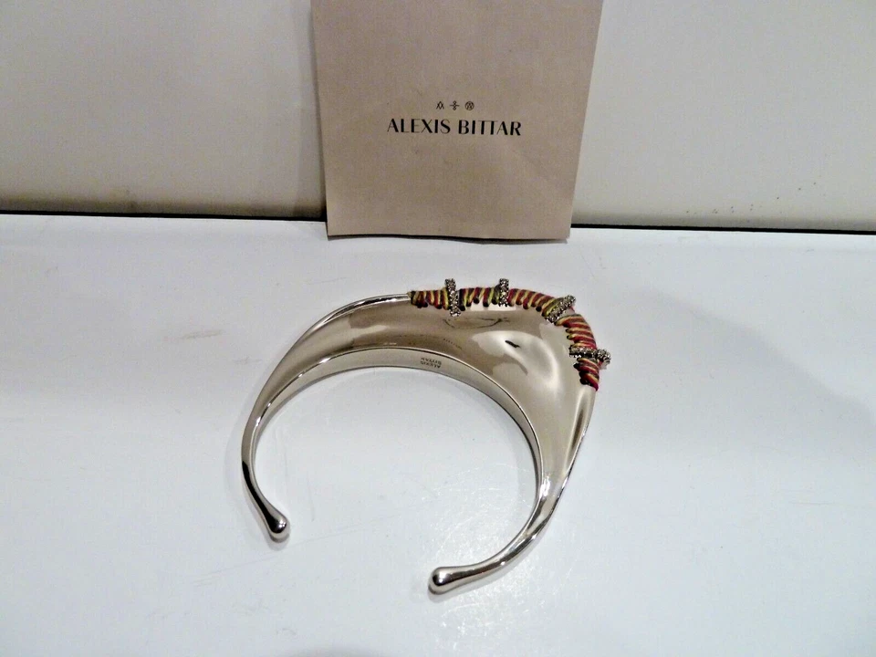 Браслет-манжета с серебряным плавником Alexis Bittar