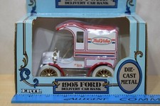 Vintage ERTL TRUE VALUE Hardware 1905 Ford Delivery Car Die-Cast Coin Bank
