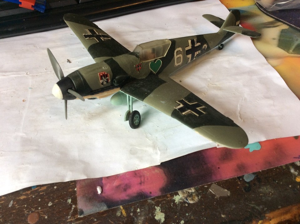 Built for display Revell 1/48 Me 109 fighter wheels down & need