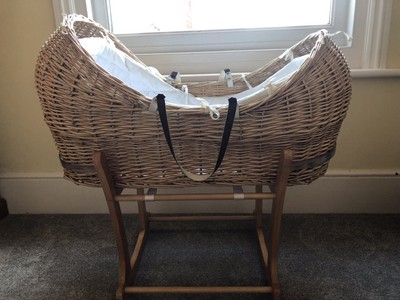 mothercare snug moses basket