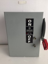GE THN3361J 30 AMP 600 VOLT 3 POLE NONFUSED INDOOR DISCONNECT D-1722 7-B