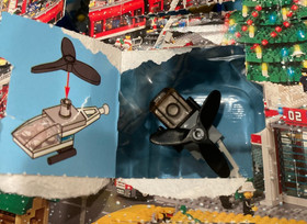 Lego City ADVENT CALENDAR  2824 mostly complete with tray & box