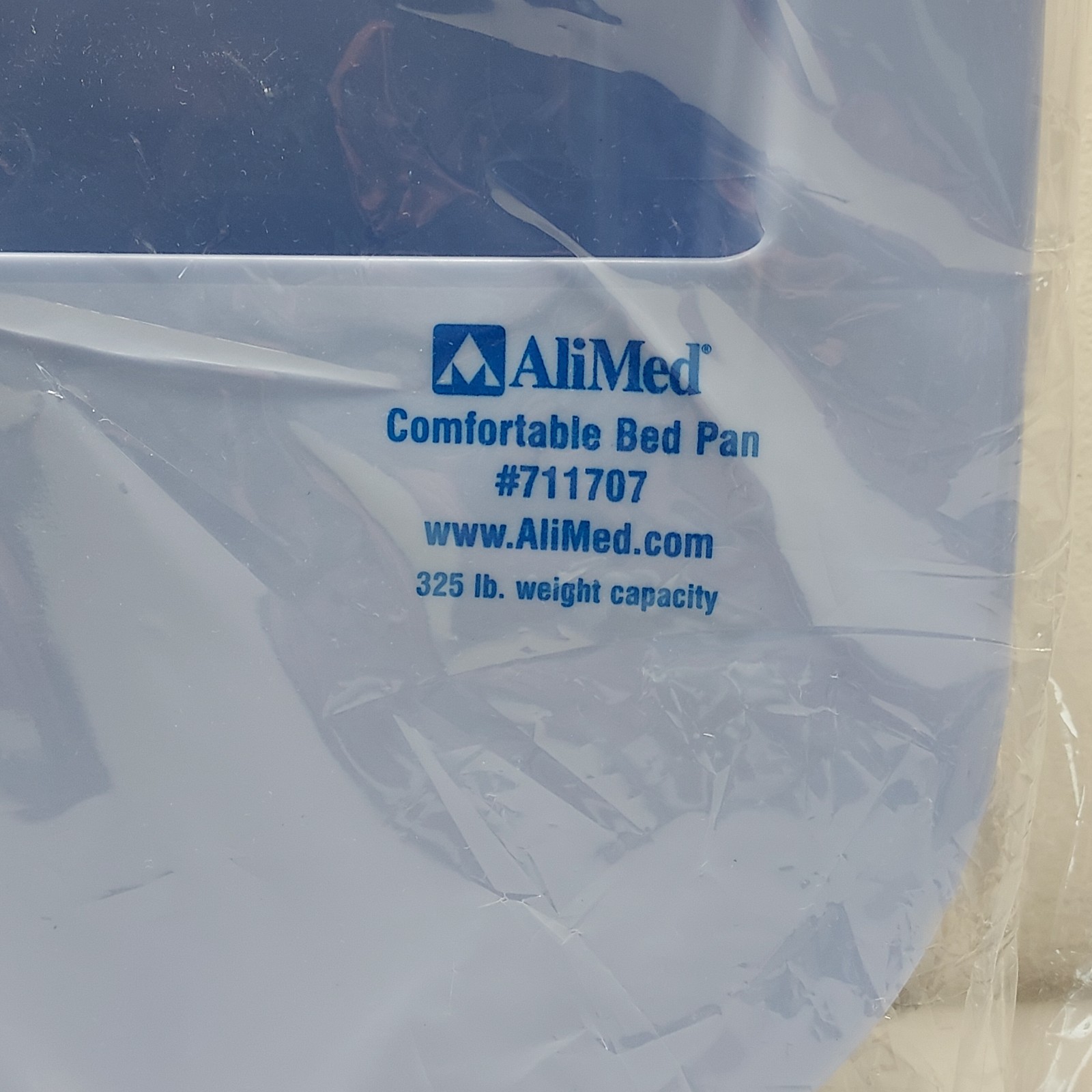 ALIMED COMFORTABLE LOW PROFILE BED PAN 14-1/4“x15“x3“ 325 LB, 2qt capacity NEW