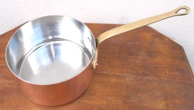 Casserole P. VERGNES idem GAILLARD cuivre martelé étamé aliment 4.3 Lb d 20 cm - Photo 1/4