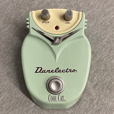 Danelectro Cool Cat Chorus Pedal (No Battery Cover) | eBay Danelectro Cool Cat Chorus Pedal (No Battery Cover) | eBay