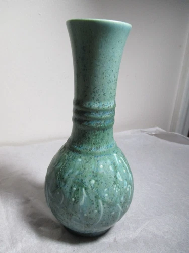 Rookwood Art Pottery 1939 Vase Green Matte Glaze Geometric Designs Shape 2989