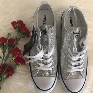 silver sparkle converse