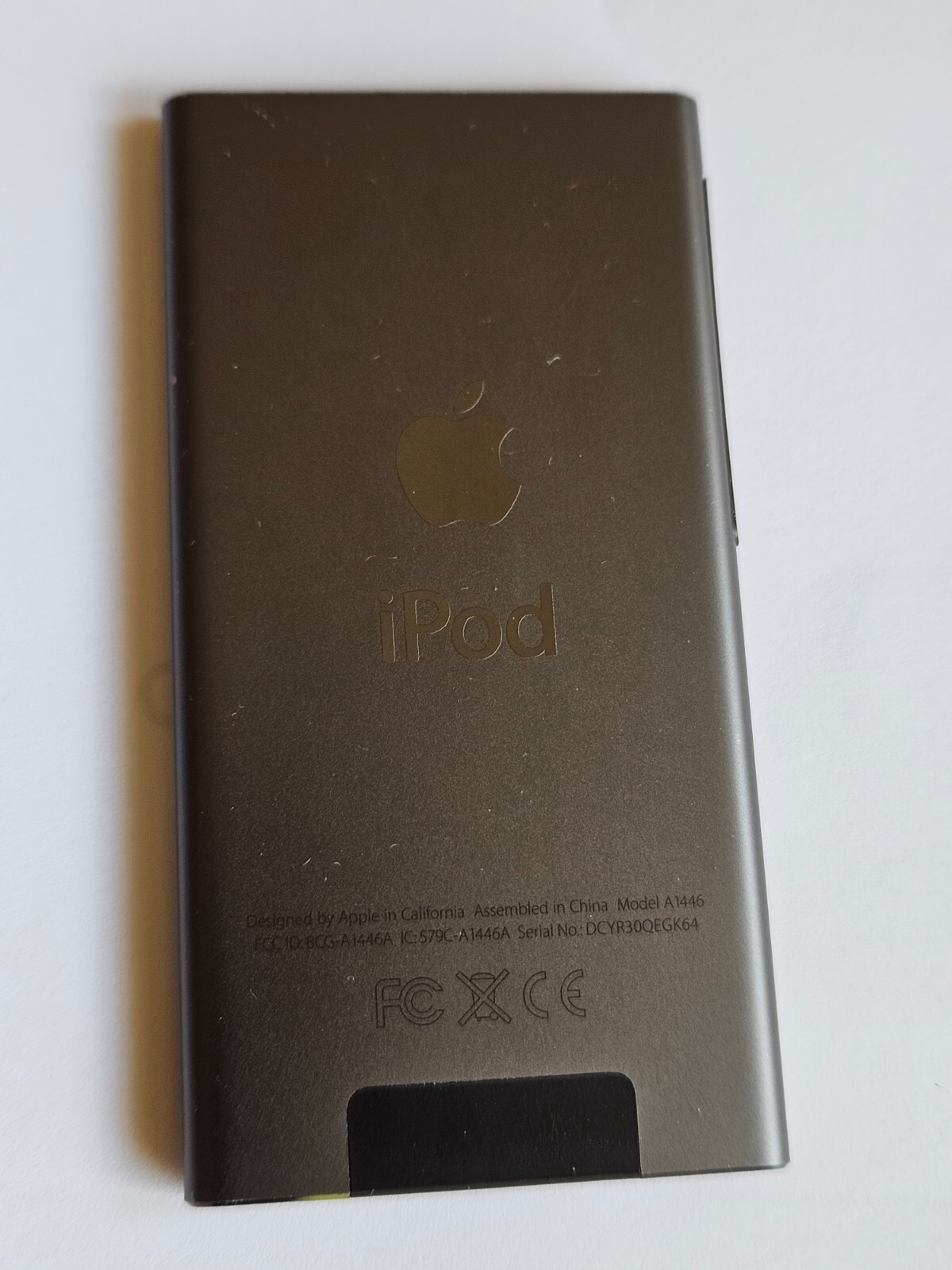 Apple iPod Nano 7th Generation 16GB MP3 Player A1446 - Black *USED*