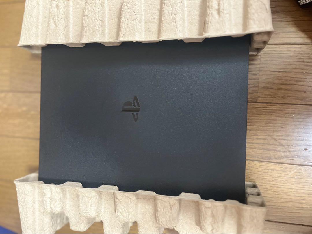 Sony PS 4 Final Fantasy 7 Remake Bundle Console Black HDD