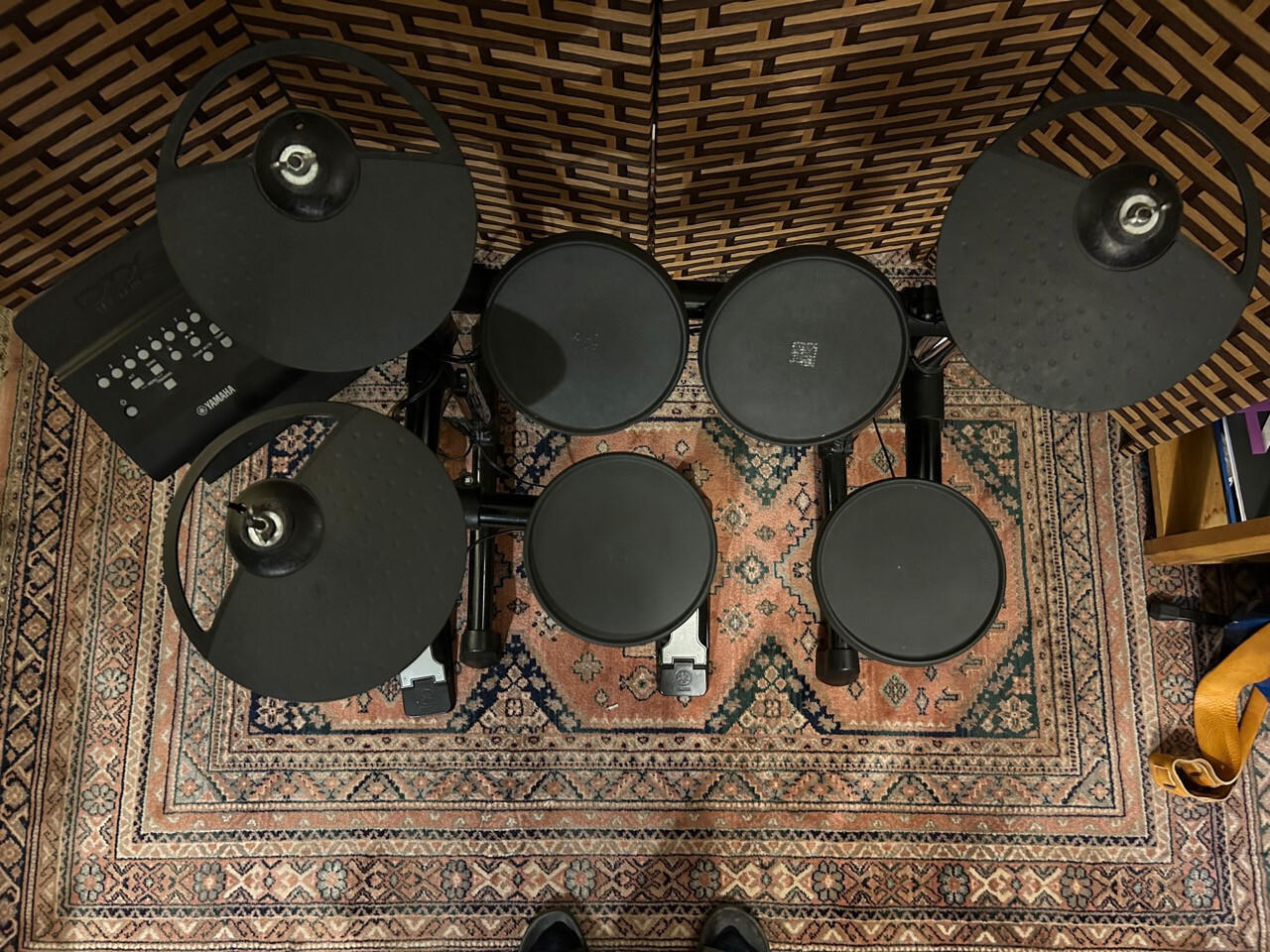 Yamaha DTX400K Electronic Digital Drum Kit. 7.5/10 Condition