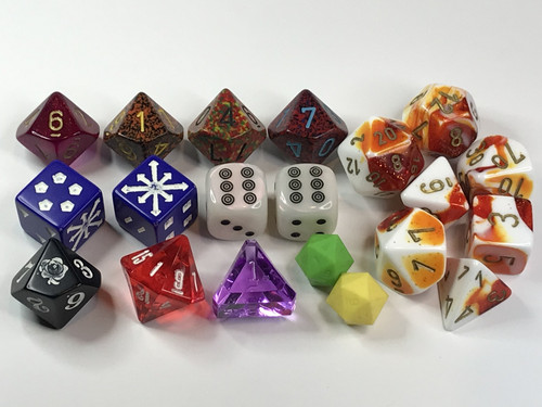 Dice lot - Chessex Candy Cane, Arrows of Chaos, Vampire The Masquerade - d16, d5