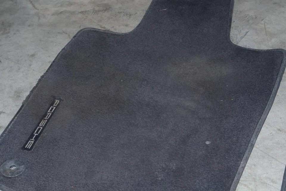 2010-2013 PORSCHE PANAMERA - JUEGO COMPLETO DE ALFOMBRILLAS 97004480060 Foto 2 de 4