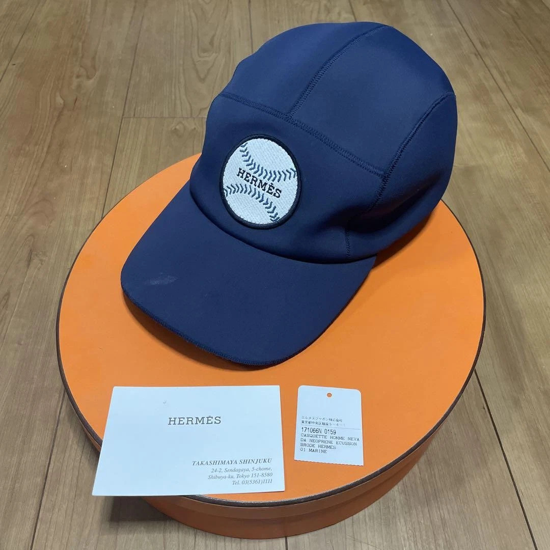 ⭐️希少⭐️HERMES ベースボールキャップ ライトブルー イタリア製 ⭐️希少⭐️HERMES ベースボールキャップ ライトブルー イタリア製
