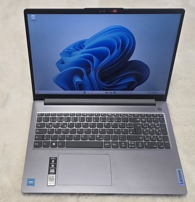 Lenovo IdeaPad Slim 3 FullHD IPS 16IRU8 8GB 512GB SSD Win 11
