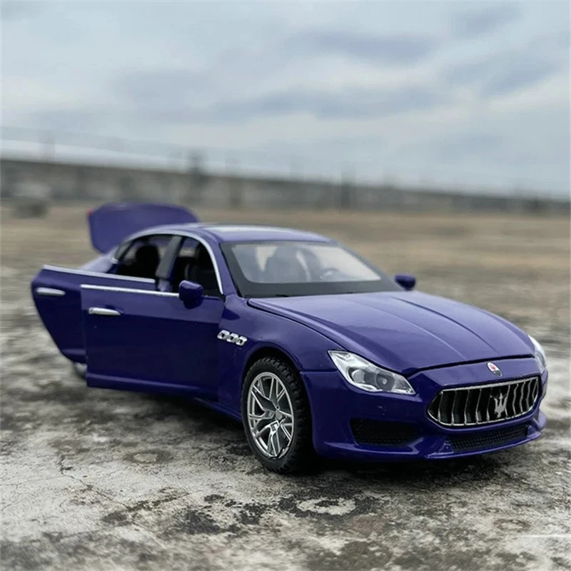 1:32 Maserati Quattroporte Diecast Aleación Modelo Coche Modelo Miniatura Juguete Niño NUEVO Foto 2 de 4
