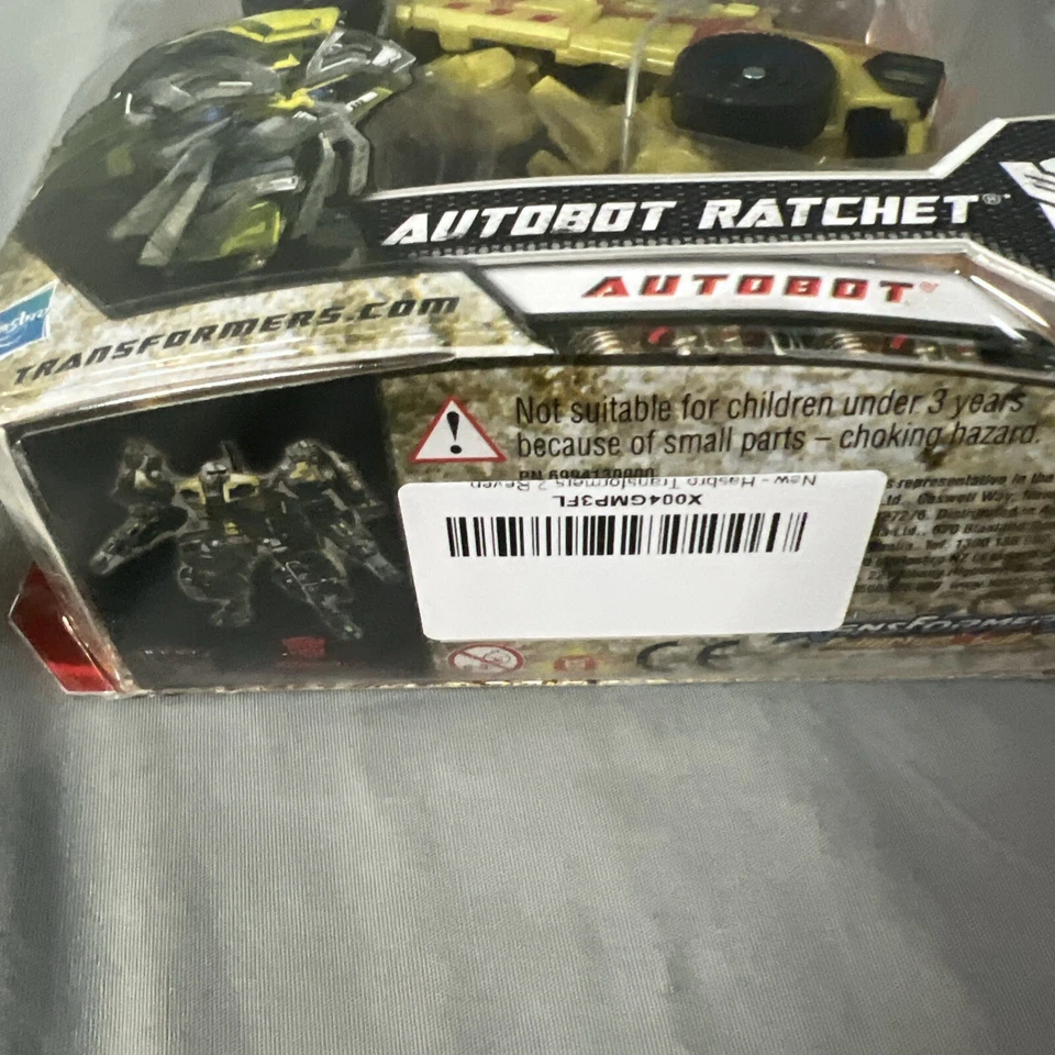 Transformers Revenge of The Fallen - Autobot Ratchet - Deluxe - NEST - Figure - Image 4 of 4