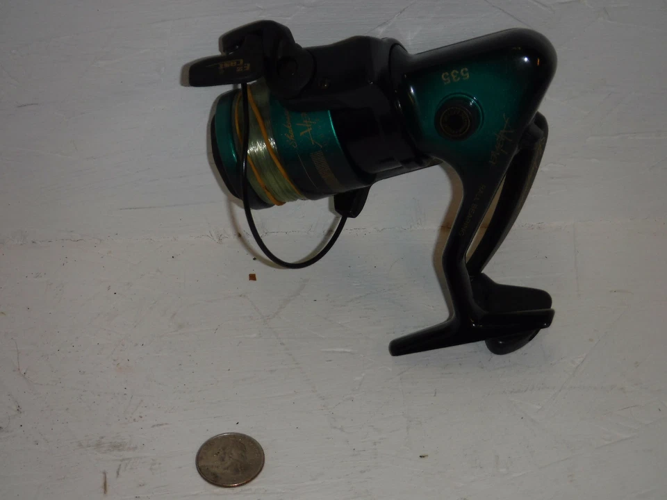 Shakespeare Alpha Graphite 535 Spincasting Fishing Reel - Image 4 of 4