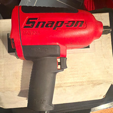 Snap-on Mg725 Pistol Grip Air Impact Wrench 90 Psi Redblack 14 Inlet Snap-on Mg725 Pistol Grip Air Impact Wrench 90 Psi Redblack 14 Inlet