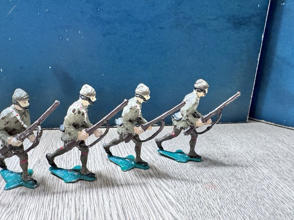 Authenticast: American Frontiersmen, c1776. Послевоенный период, 1950-е гг. Распакованный - Изображение 3 из 4