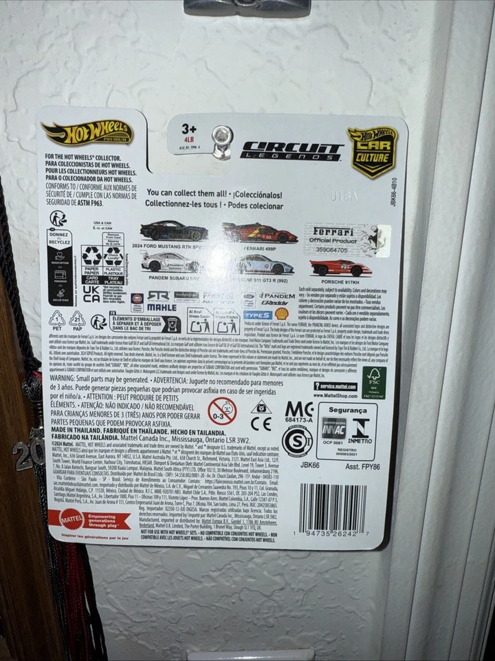 Hot Wheels Chase Premium Car Culture 2025 Circuit Legends Ferrari 499P negro Foto 3 de 4