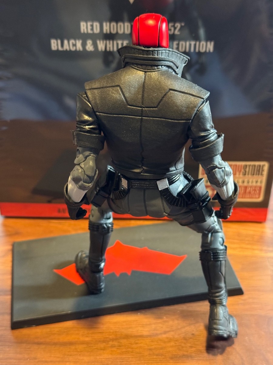 McFarlane DC Red Hood New 52 Black & White Accent Edition Gold