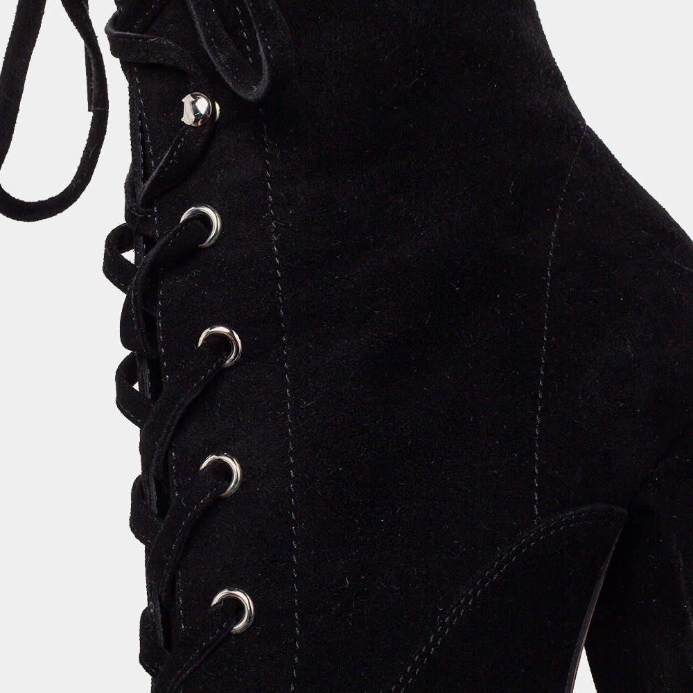 Gianvito Rossi Black Suede Ankle Boots Size 39 - Elegant Footwear image 7