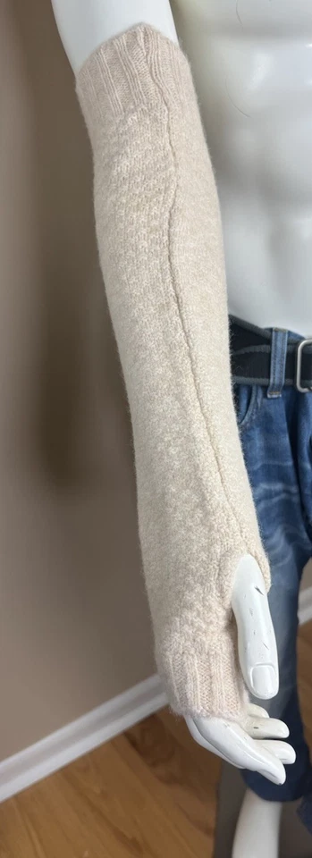 Free People ARMOUR Knit Arm Warmers With Thumb Holes Cream NWOT $34 - Image 4 of 4