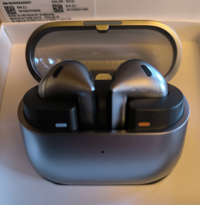 Samsung Galaxy Buds3 In-Ear-Kopfhörer True Wireless Bluetooth Silber Ladecase