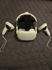 Meta Quest 2 - Great Condition with Upgraded headstrap and facepad