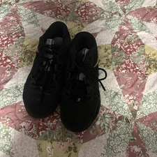 Pg 13 size 9.5 men’s