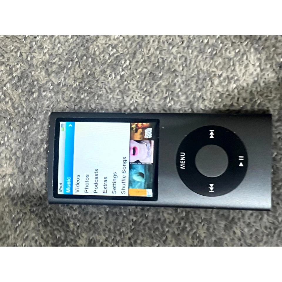 Apple iPod Nano (4th-Gen) A1285 Media Player Black 2" LCD Display 8GB For Parts - Image 3 of 4