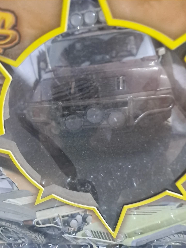 Maisto Hummer H2 Sut Concept 1/18 - Immagine 4 di 4