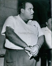 Foto de crimen arrestado sospechoso de crimen sindical Charles Karpf 1955 6x8