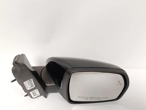 Used Right Door Mirror fits: 2016 Ford Edge Power body color cap approach lamps