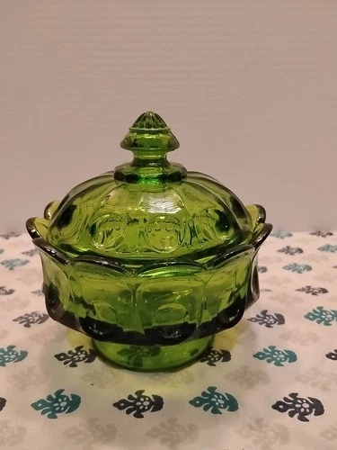 Westmoreland Thumbprint avocado depression glass covered candy dish