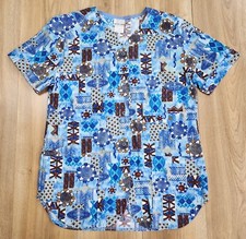 White Swan Scrub Top Womens Sz Small, Snap Closure, V-Neck, Pockets