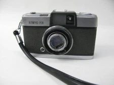 OLYMPUS PEN Early Type One Ear 35mm Half Frame Camera from Japan