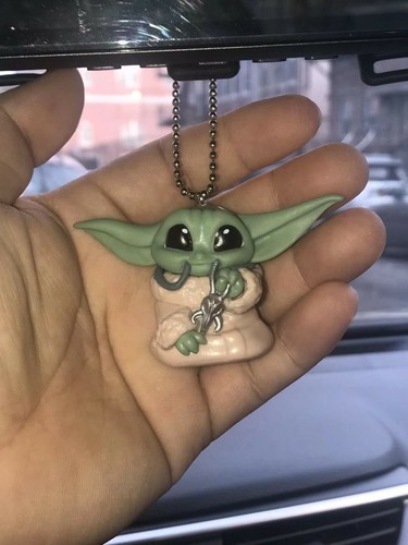 Cute Star Wars The Child Mandalorian Baby Yoda Car Rearview Mirror Pendant Gift - 第 8/8 張圖片