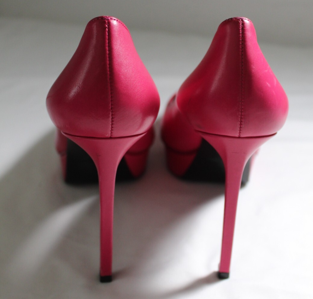Saint Laurent Janis decolte con tacco plateau a punta in pelle rosa 40