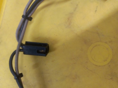 USED 200-4R TCC SOLIENOID HARNESS FOR TRANS THAT HAD FACTORY TEMPERATURE SWITCH - Picture 4 of 14