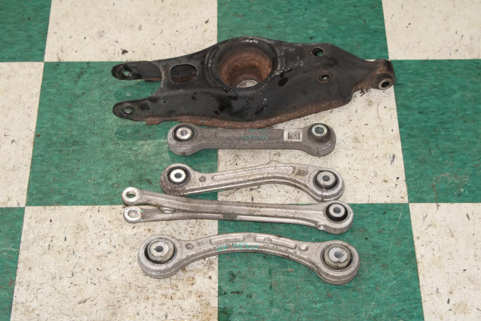 14-17 Ghibli Rear Passenger Right RH RR Control Arm Upper Lower Set OEM Factory