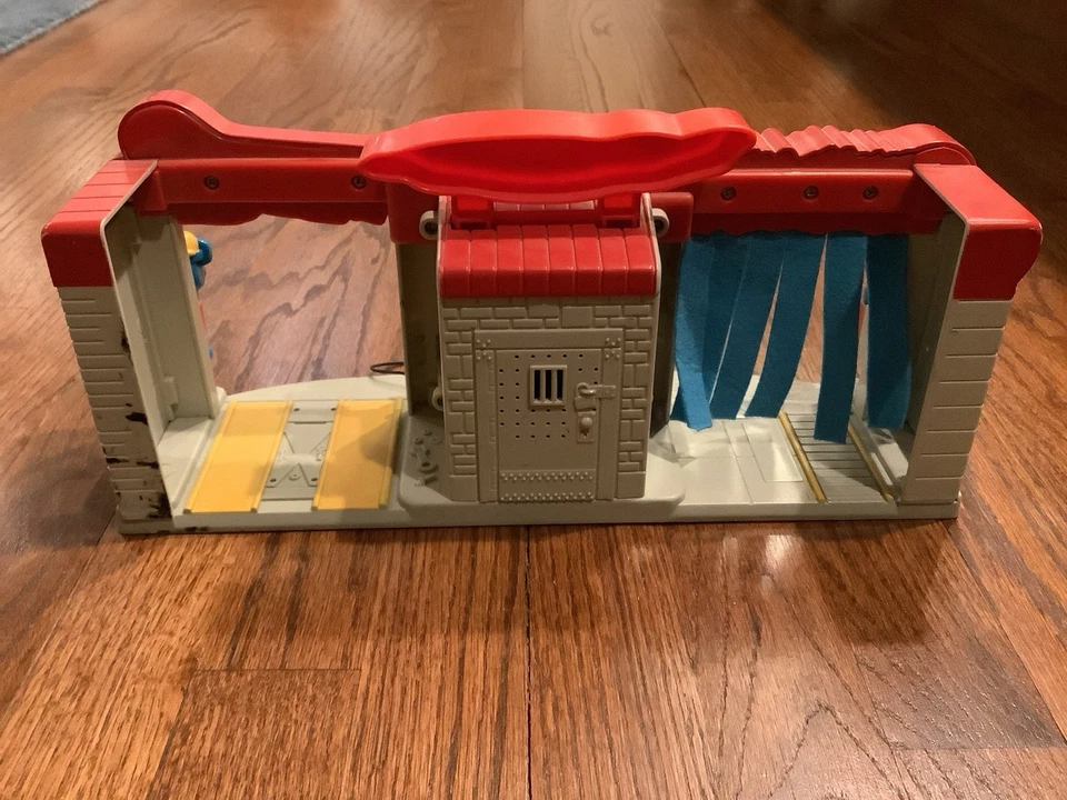 LIL CHUCK'S TALKIN' TRUCK STOP LAVADO DE AUTOS AFINACIÓN 2000 DE COLECCIÓN FUNCIONANDO SONIDOS VOCES Foto 3 de 4