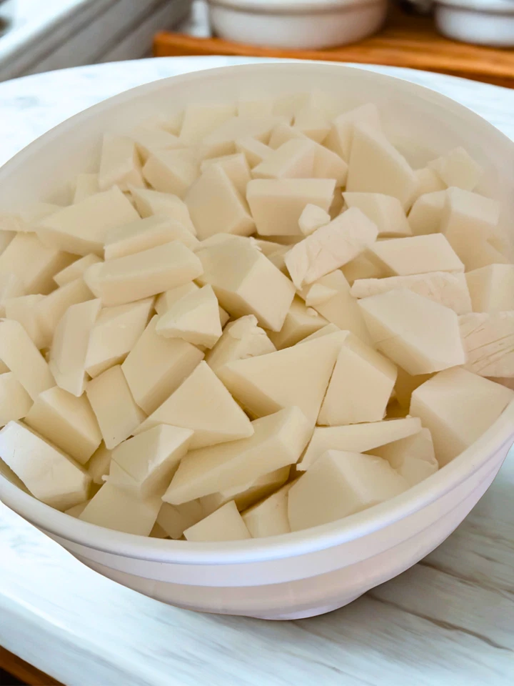 Base de jabón triple para derretir y verter mantequilla de 19 lb, sin SLS/SLES, precubada, en cubo Foto 2 de 4