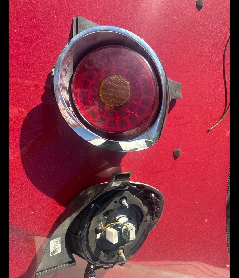 Pièces de véhicules Phare, Alfa-Romeo, Mito Année 2011 phare devant et derrière - Photo 2/4