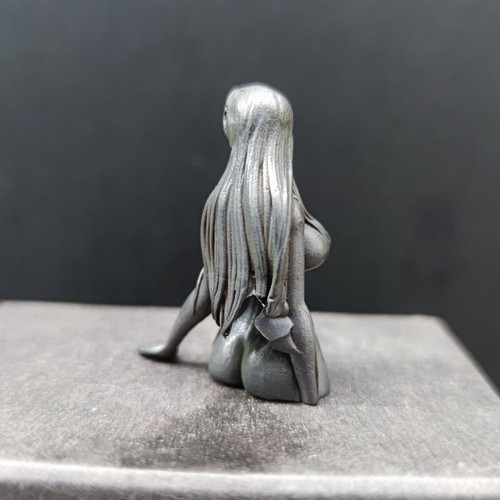 Statua ragazza nuda nera in ottone massiccio modello artistico opera pendente - Foto 5 di 5