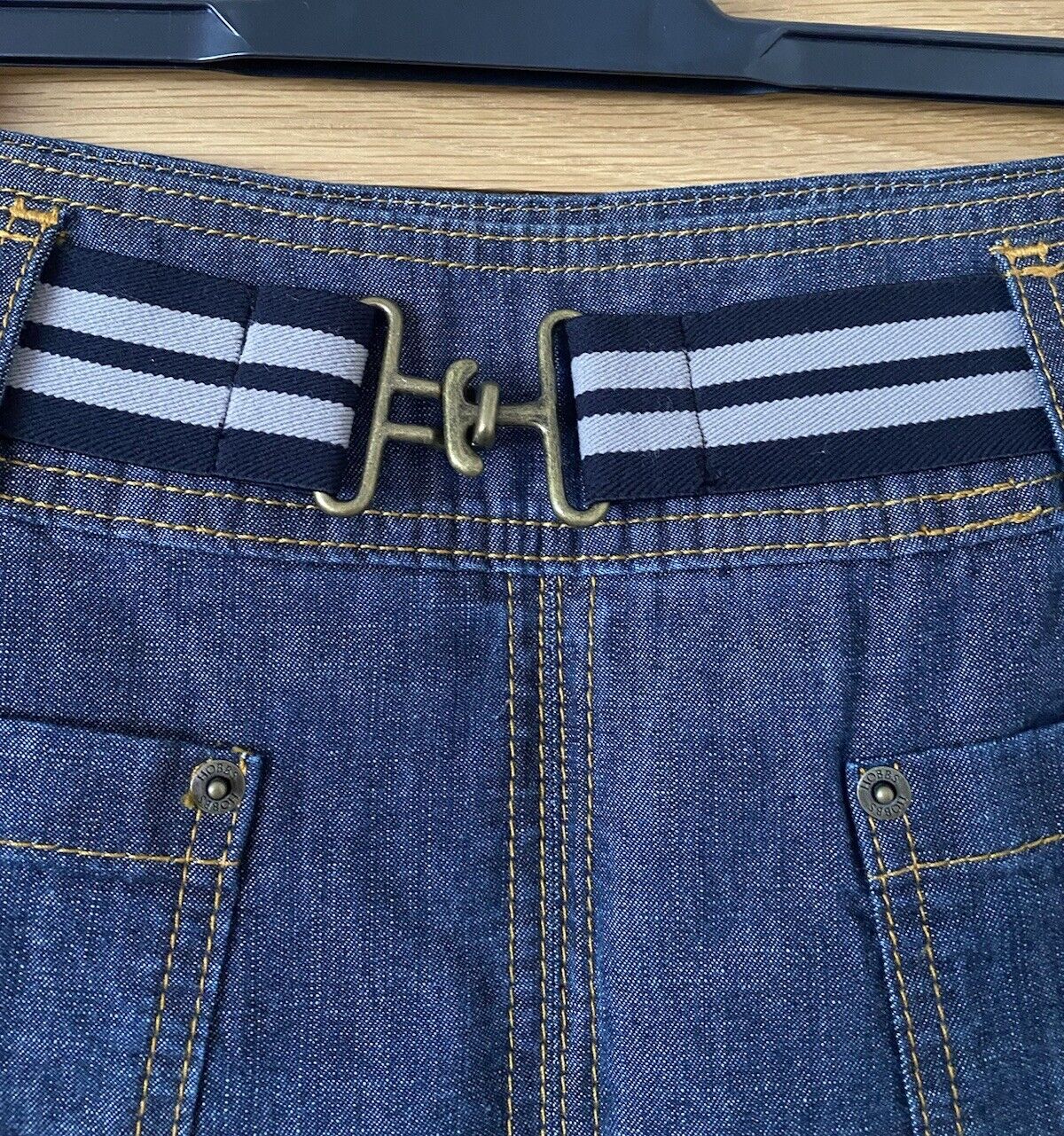 Picture 2 of 6