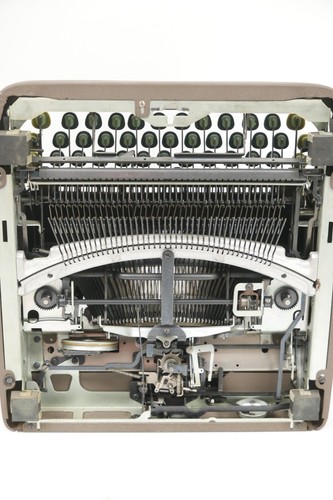 VTG 1950's SMITH CORONA Sterling Portable Typewriter w/ Hard Case Brown Green - Picture 8 of 10