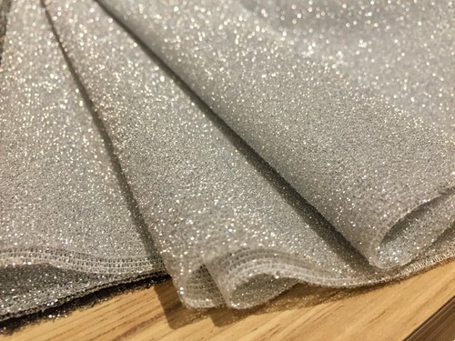 Maglietta elastica in tessuto ARGENTO LUREX materiale leggero tessuto glitter largo 59 - Foto 5 di 5