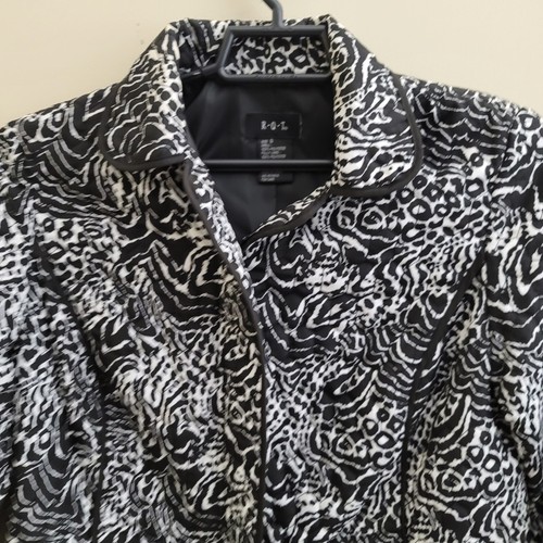RQT Full Zip Lightweight Printed Quilted Jacket, size Small, Black White - Picture 6 of 14